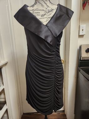 Scarlett Nite Black Ruched Wide Collar Sleeveless Evening Dress Sz 10 Like New!